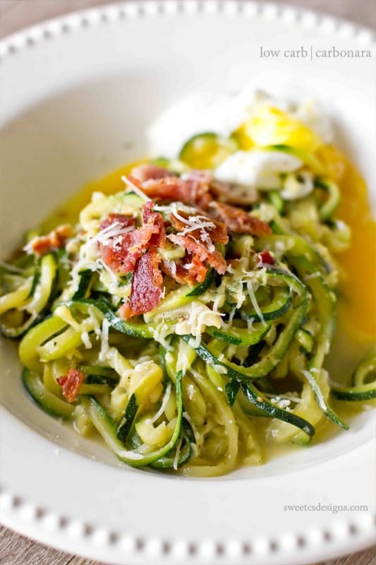 low carb carbonara- this delicious indulgence is just as rich and creamy as the pasta version but with zucchini noodles!